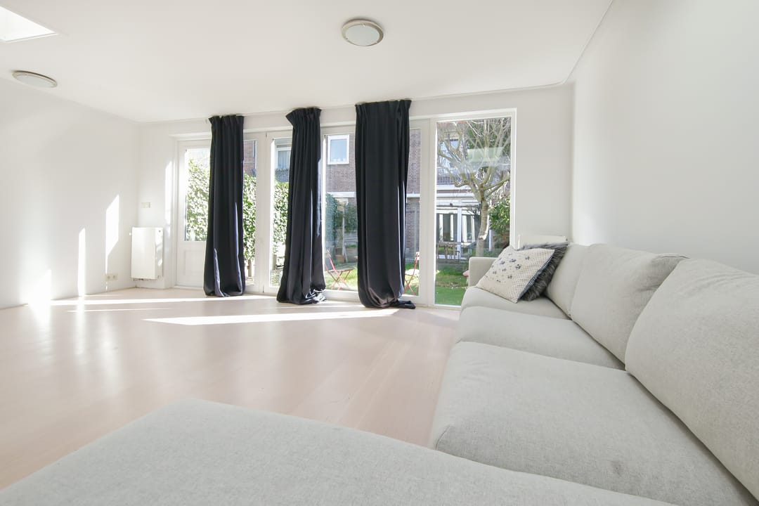 Well-maintained ground floor apartment with spacious detached studio in Randwijck — 30