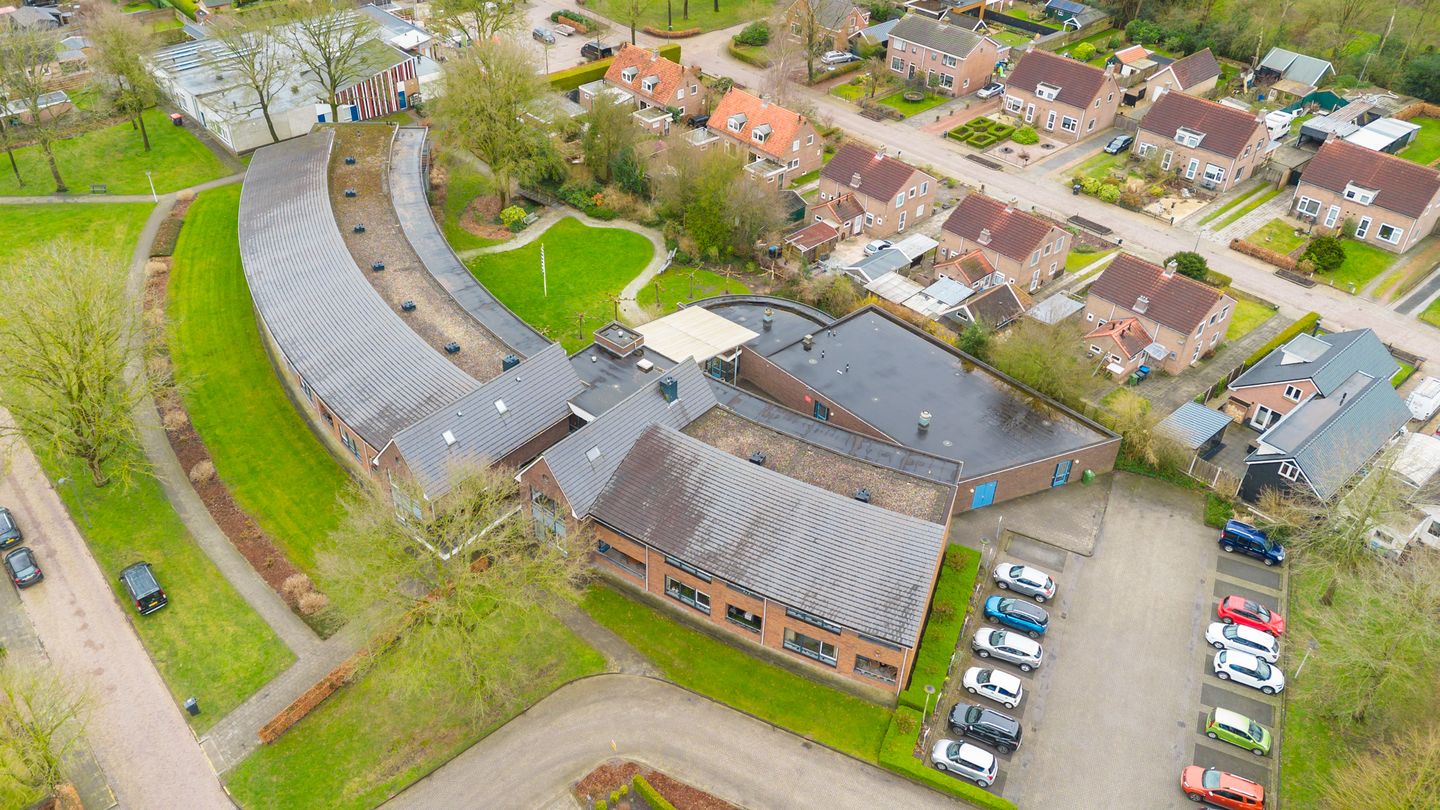 Photo 14 of Bouwkamp 10-18