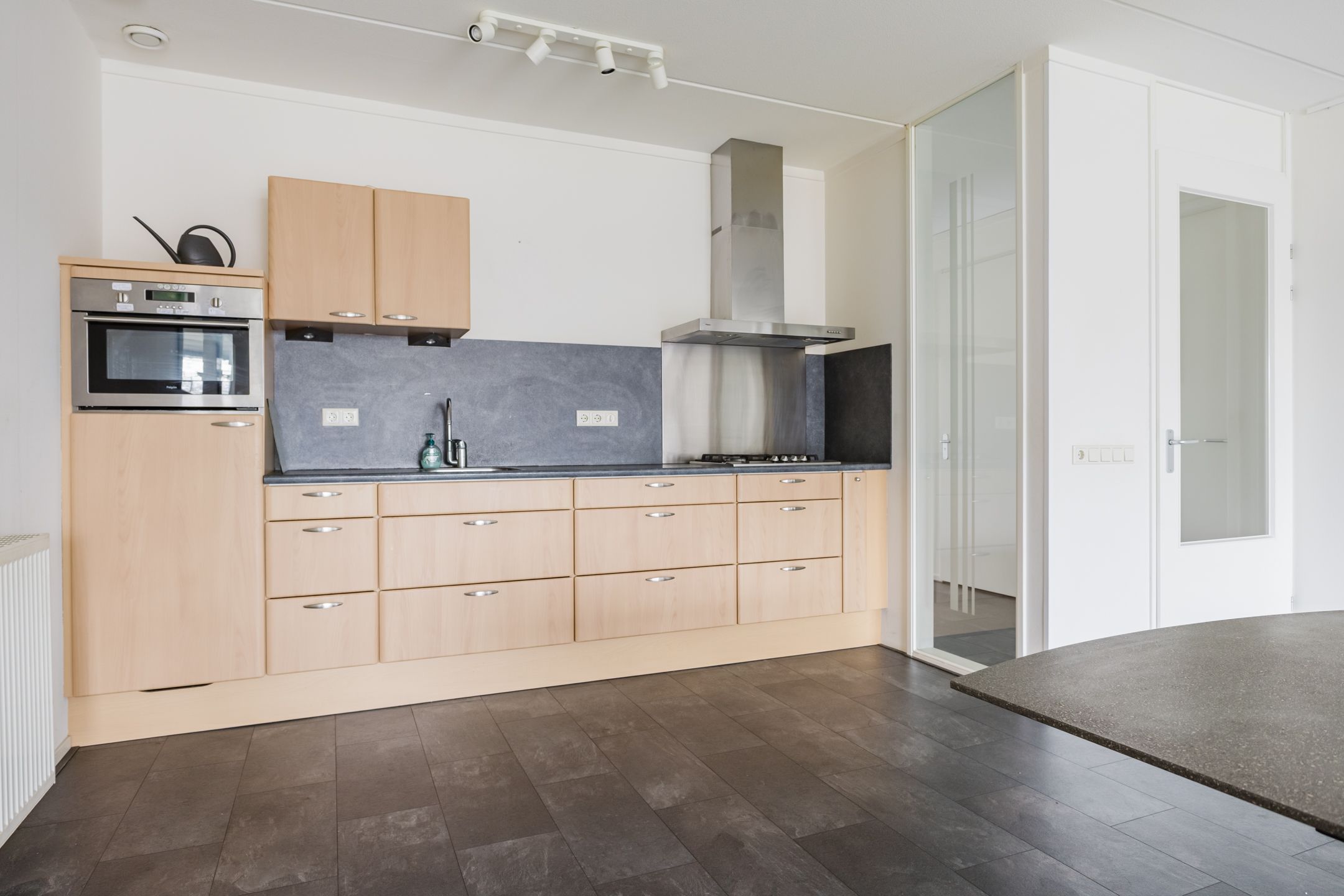 Photo 36 of Bouwkamp 10-18