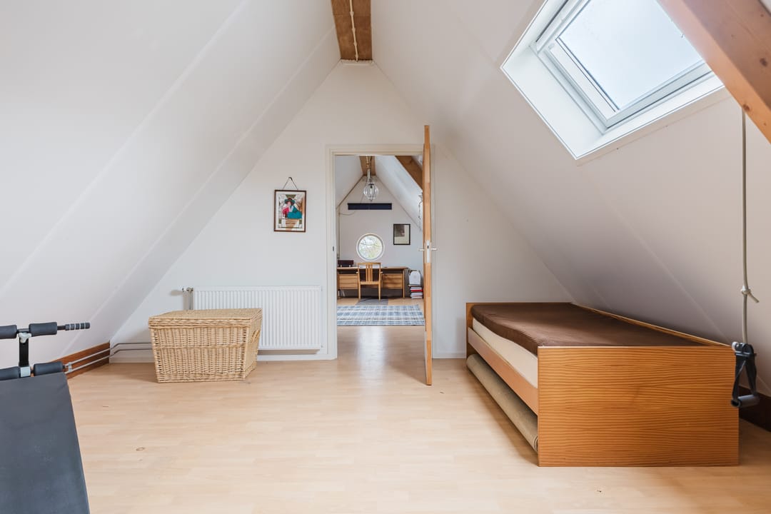 Photo 52 of Bouwkamp 10-18