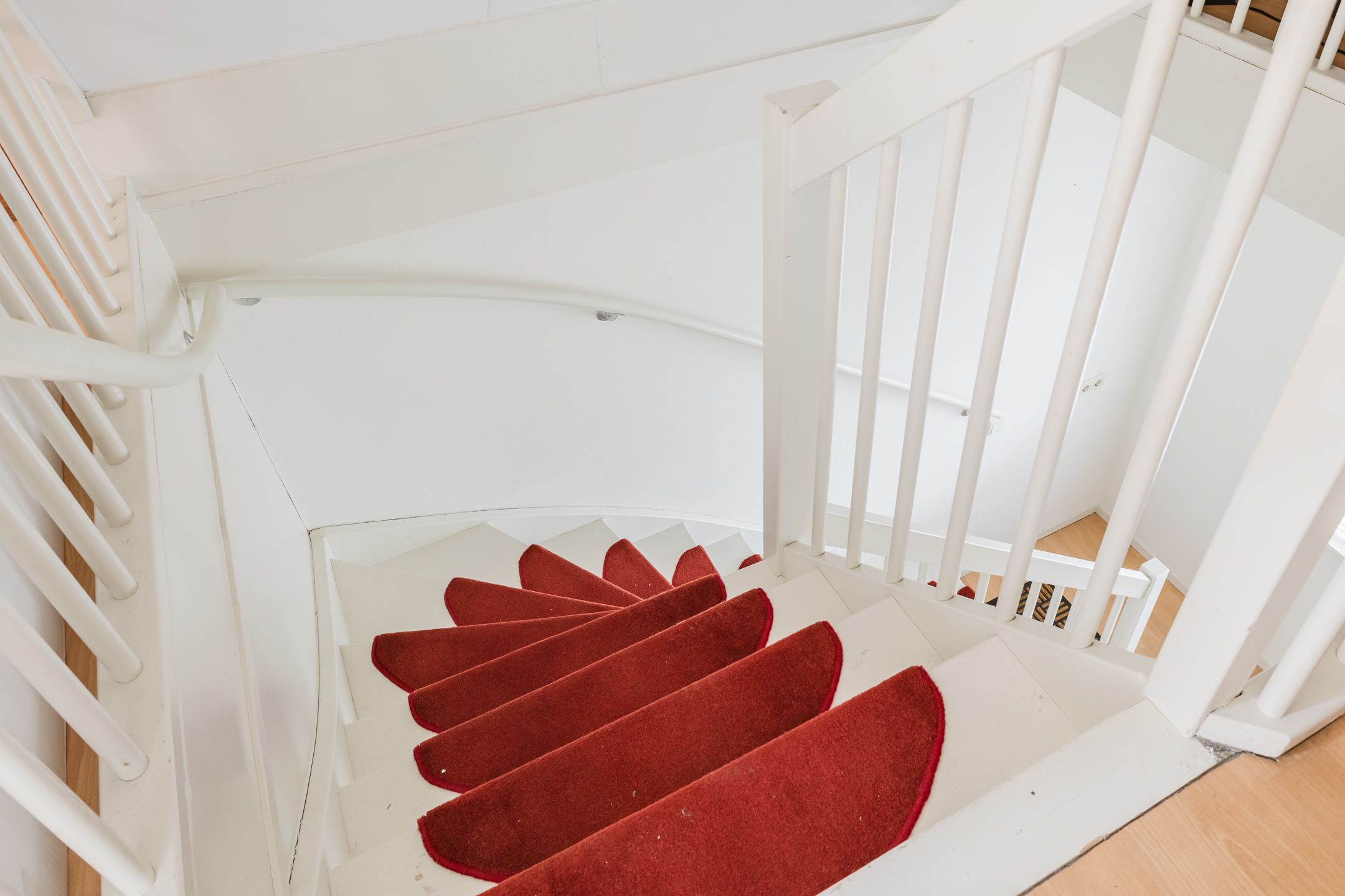 Photo 51 of Bouwkamp 10-18