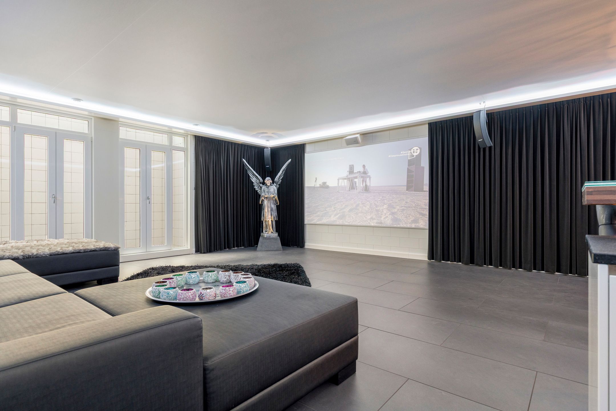 Luxury Detached Villa with Basement, Home Cinema, and Au Pair Accommodation — 67
