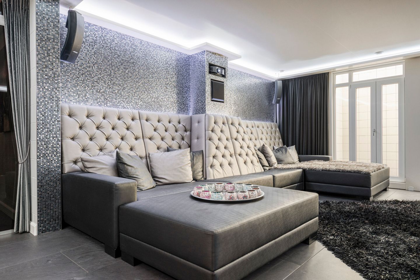 Luxury Detached Villa with Basement, Home Cinema, and Au Pair Accommodation — 69