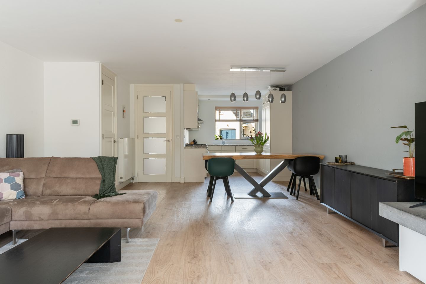 Photo 10 of Sleper 35