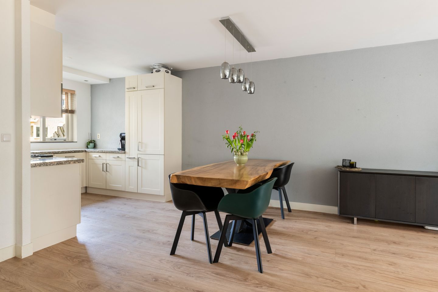 Photo 14 of Sleper 35