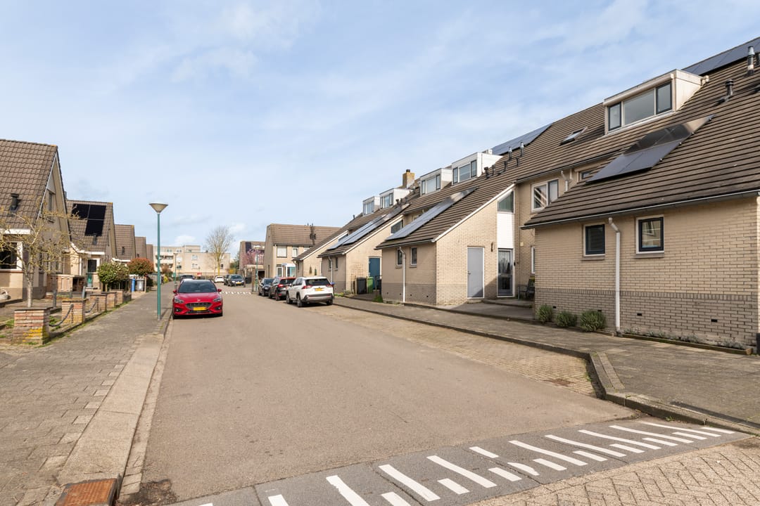 Photo 41 of Sleper 35