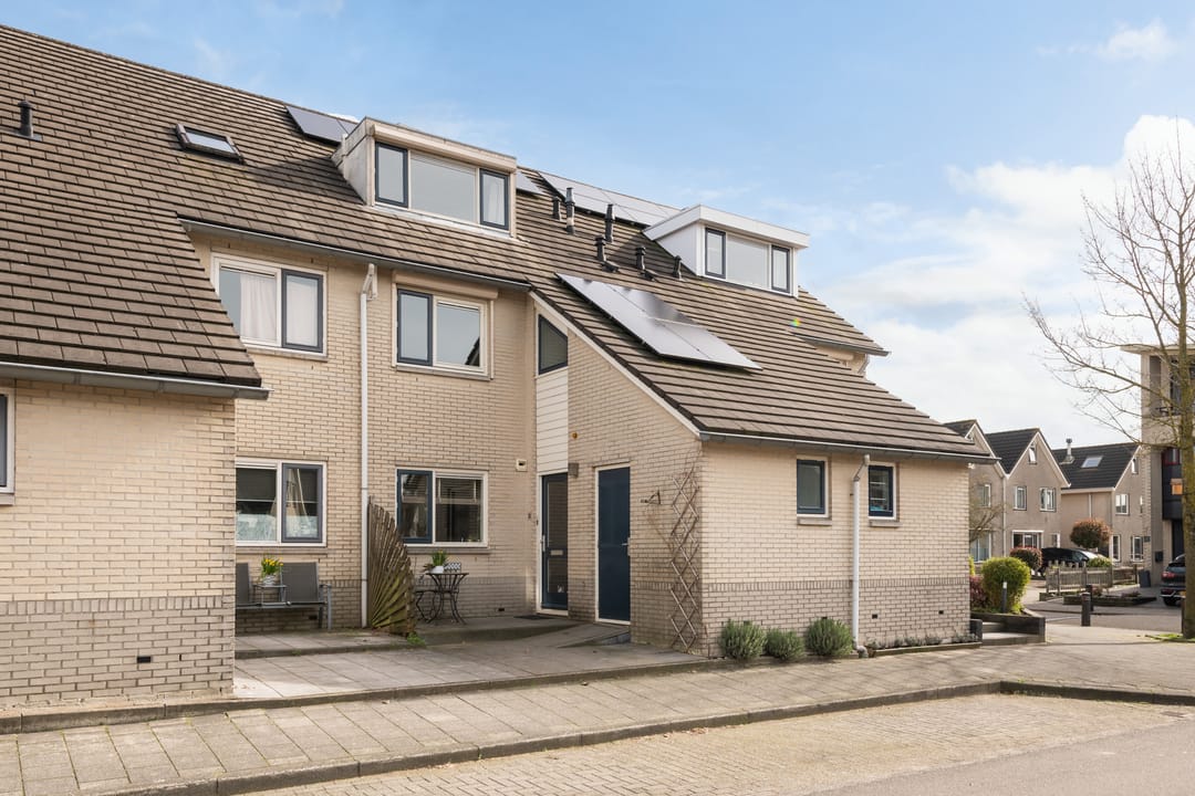 Photo 2 of Sleper 35