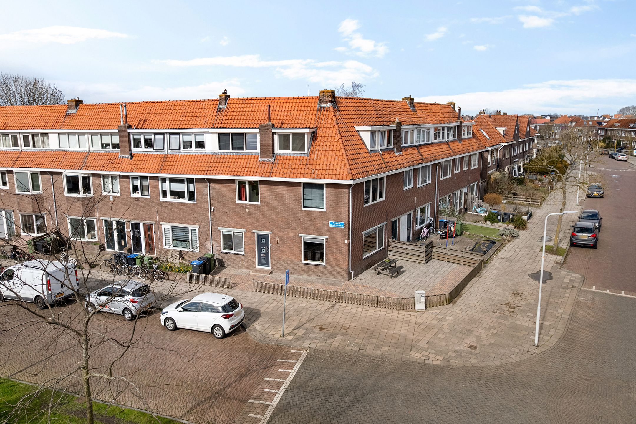 Buying a house in The Netherlands., Frederik Hendrikstraat 37
