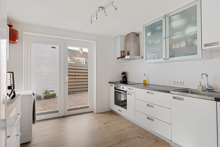 Foto 4 van Frederik Hendrikstraat 37