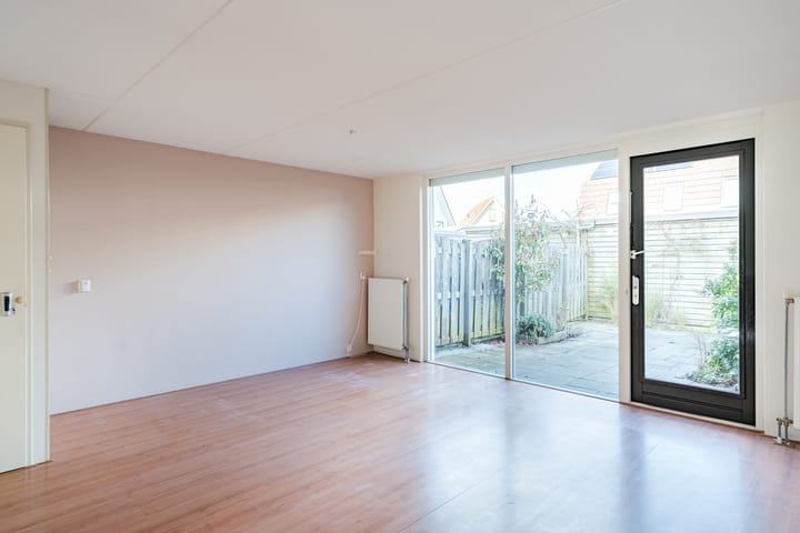 Foto 2 van Caro van Eycktuin 14