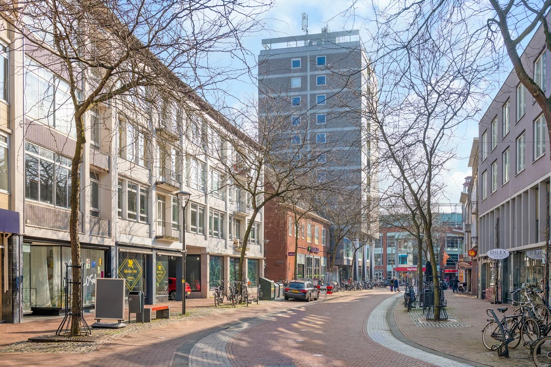 Photo 26 of Looierstraat 2-8C