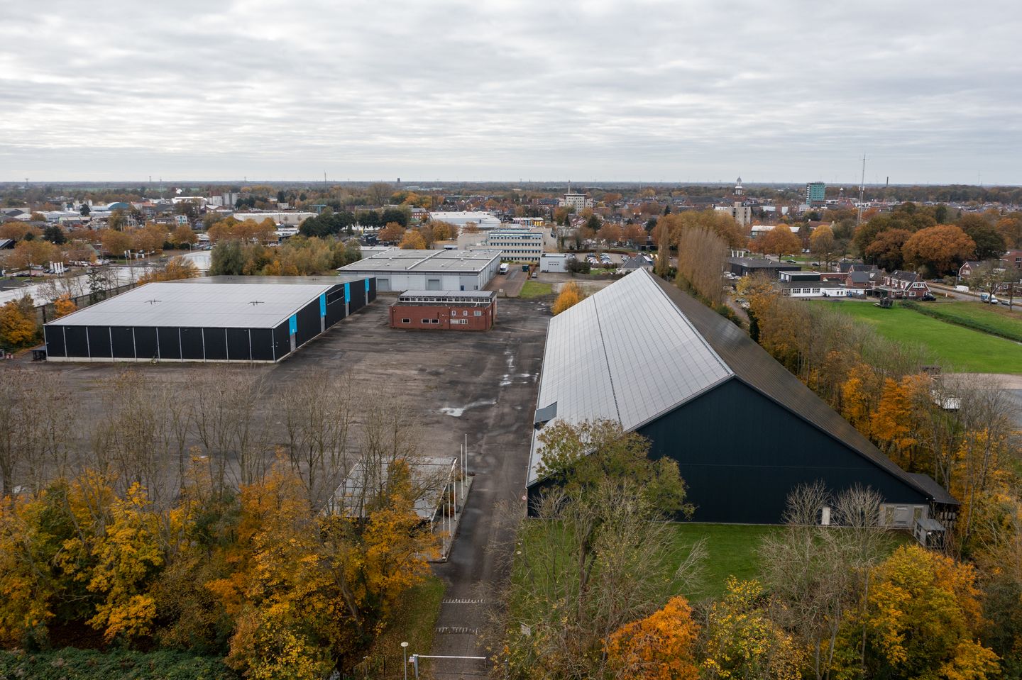 Bekijk foto 2 van Papierbaan 3