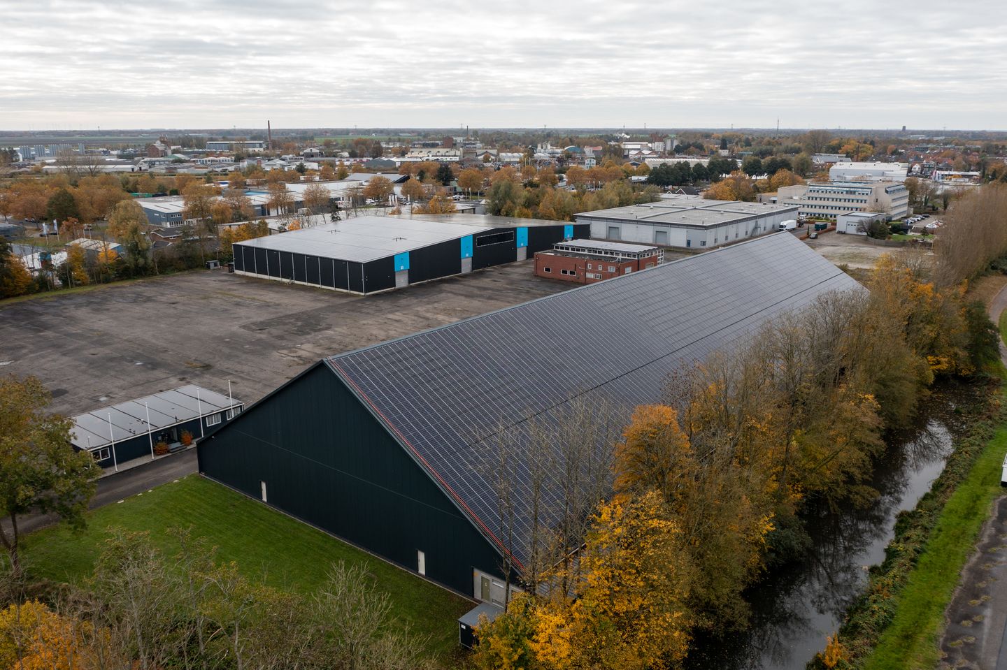 Bekijk foto 3 van Papierbaan 3