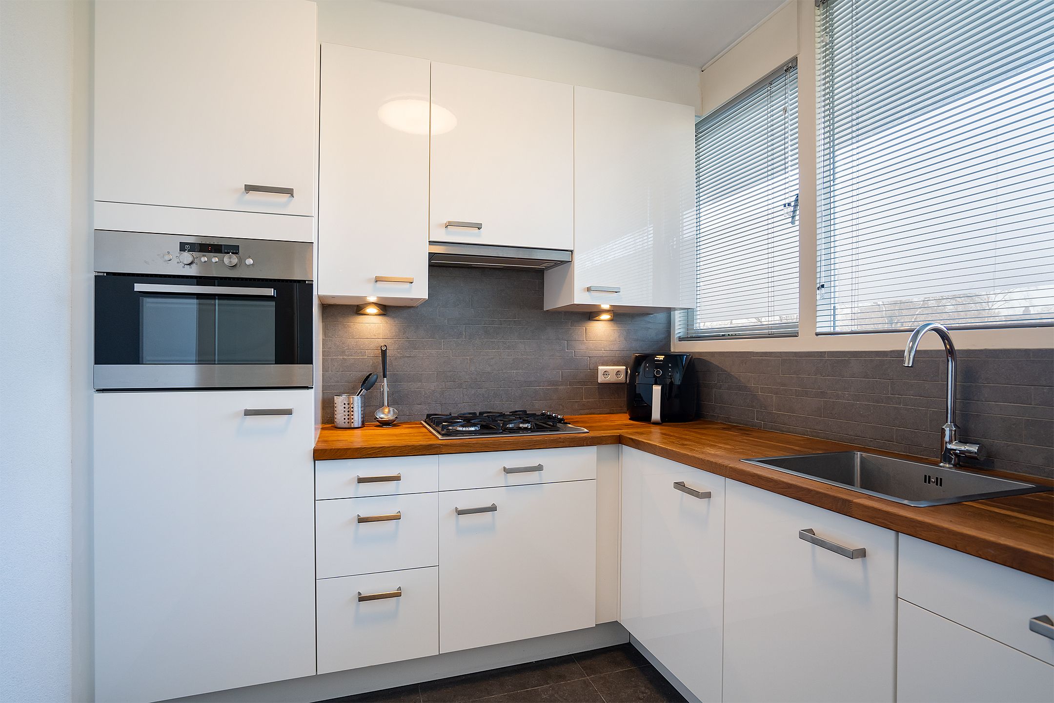 Photo 3 of Henry Hagalaan 20