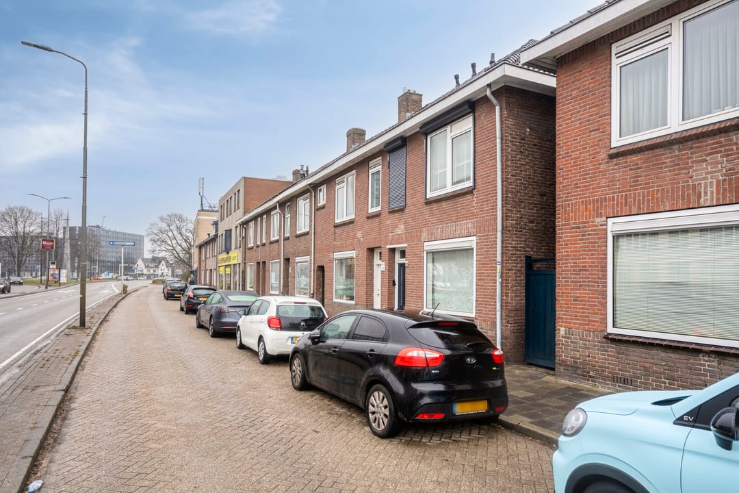 Photo 26 of Kronehoefstraat 44