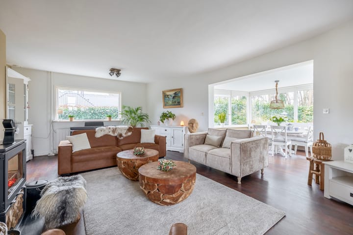 Vrijstaande woning te koop: Lange Zuiderweg 3, Voorthuizen