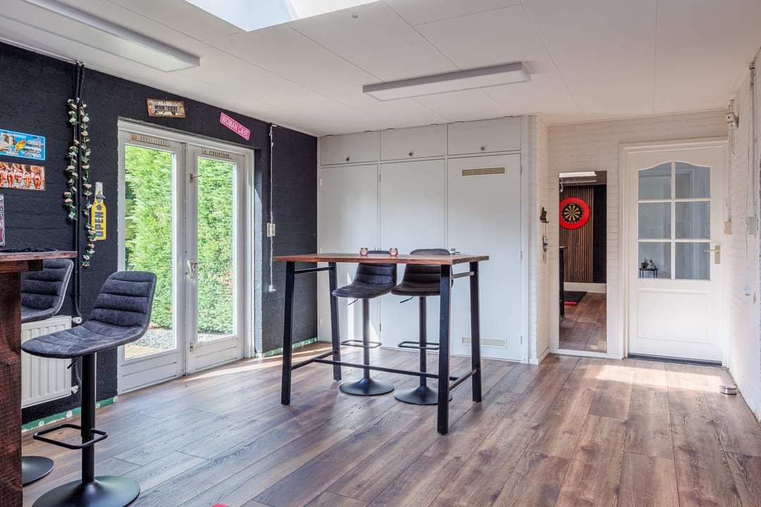 Photo 16 of Heesweg 8