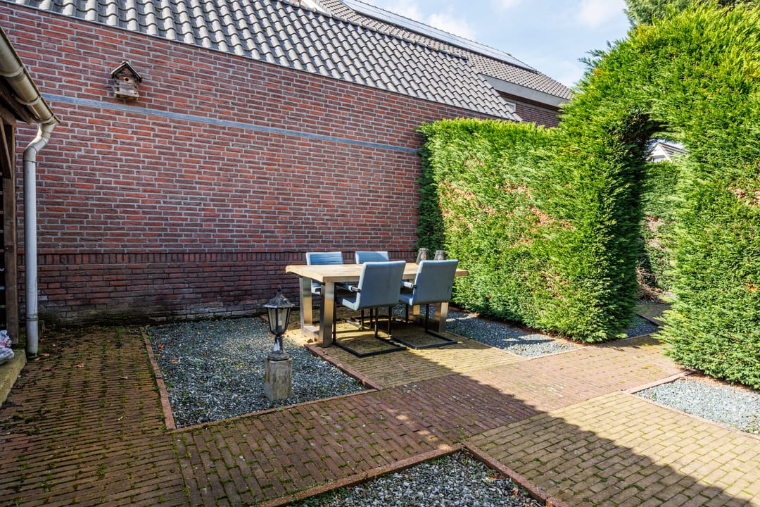 Photo 28 of Heesweg 8