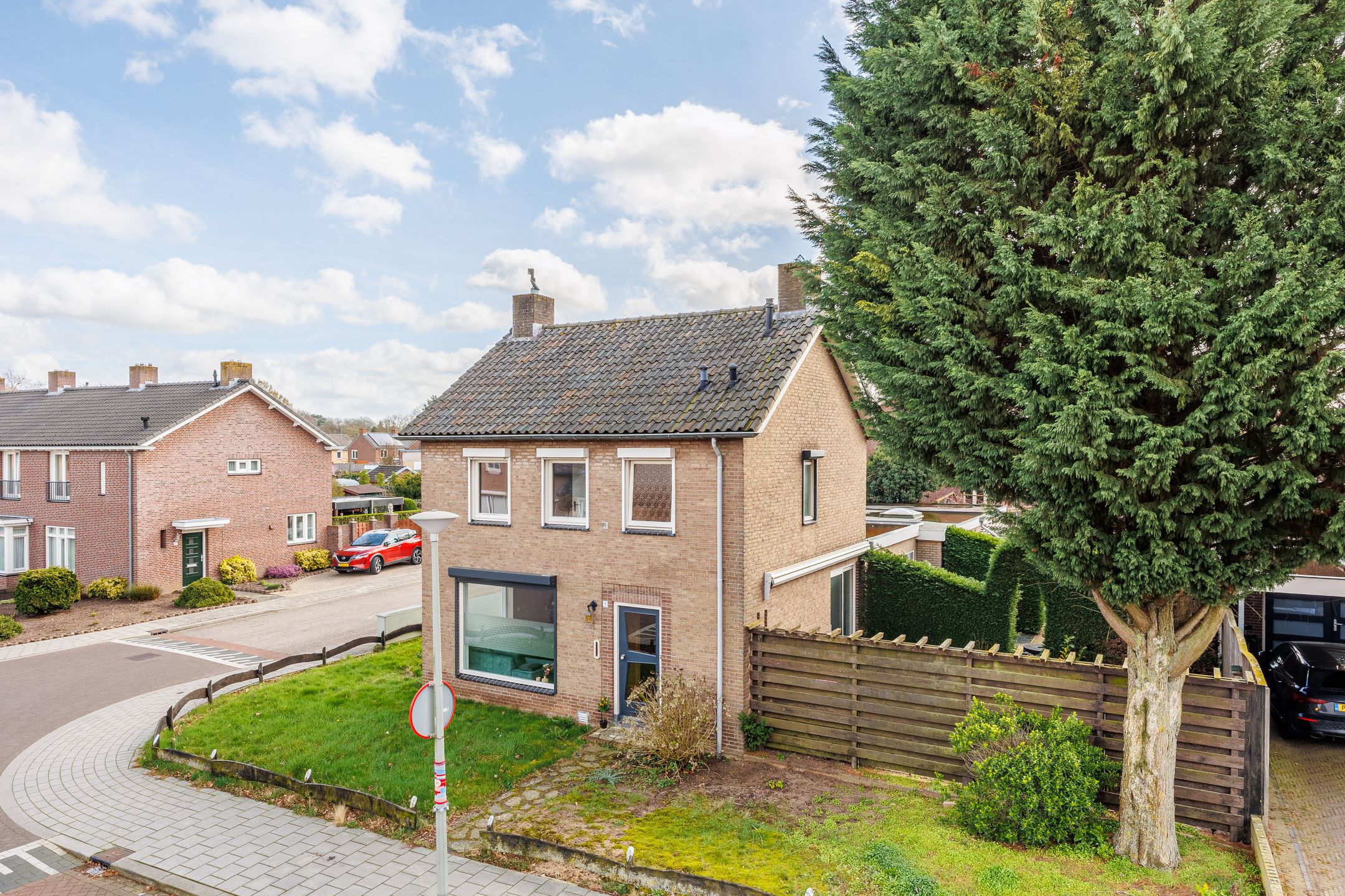 Photo 33 of Heesweg 8