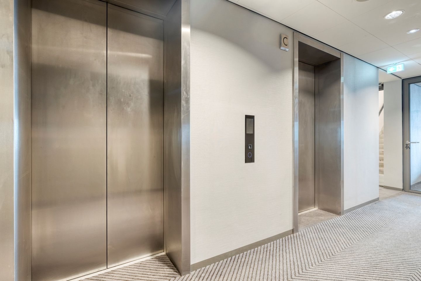 Foto 35 van Bercylaan 671