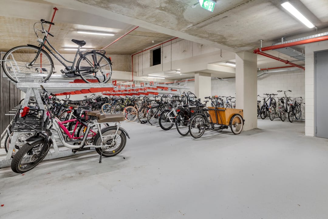 Foto 37 van Bercylaan 671