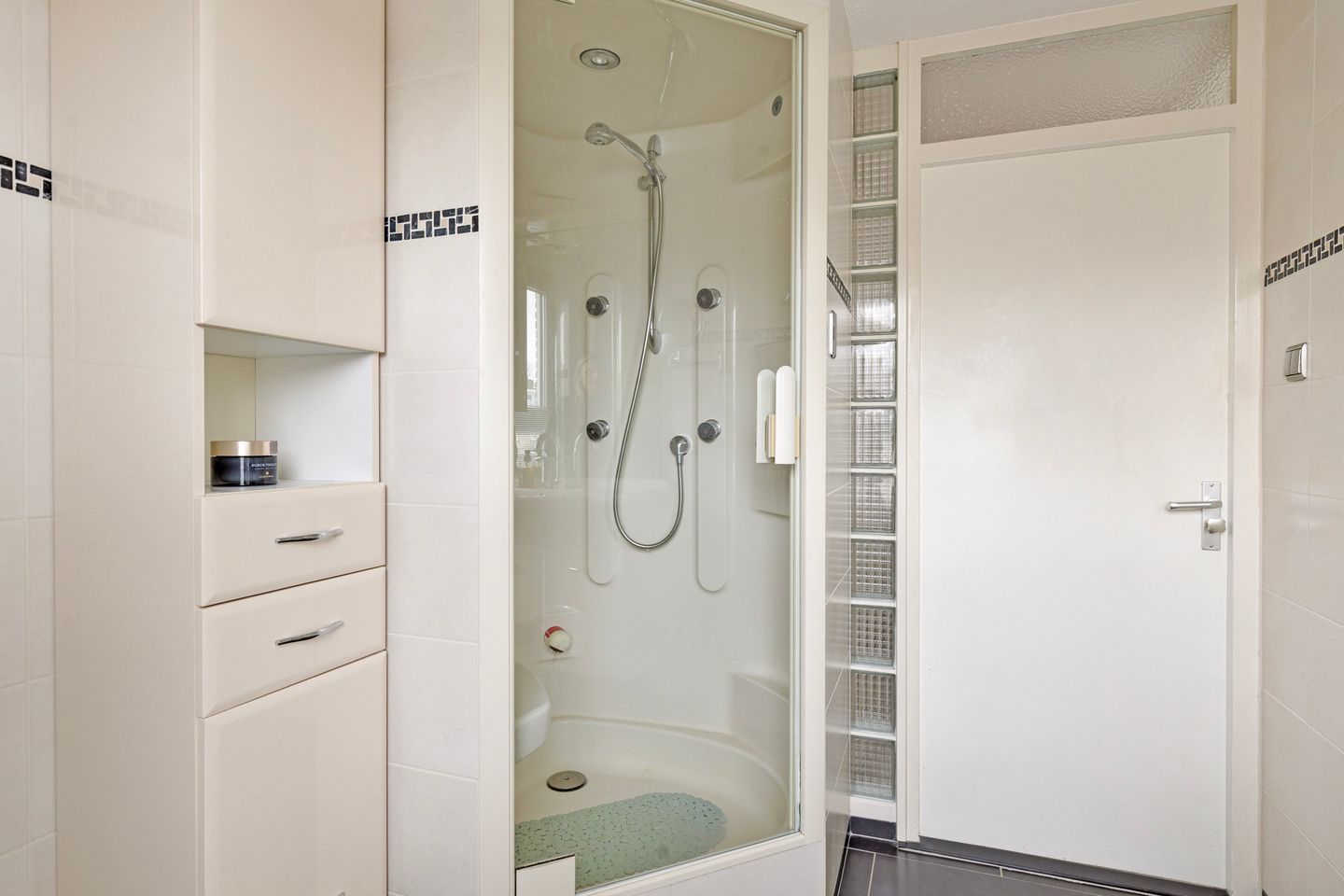 Foto 29 van Elzenlaan 59