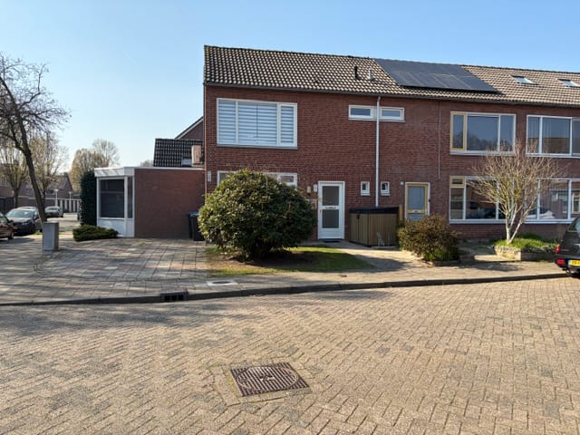 Photo 35 of Perzikstraat 1-A