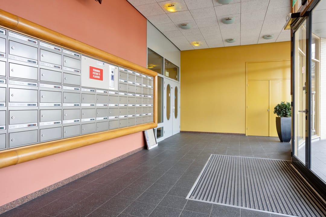 Foto 8 van Oosterweezenstraat 313