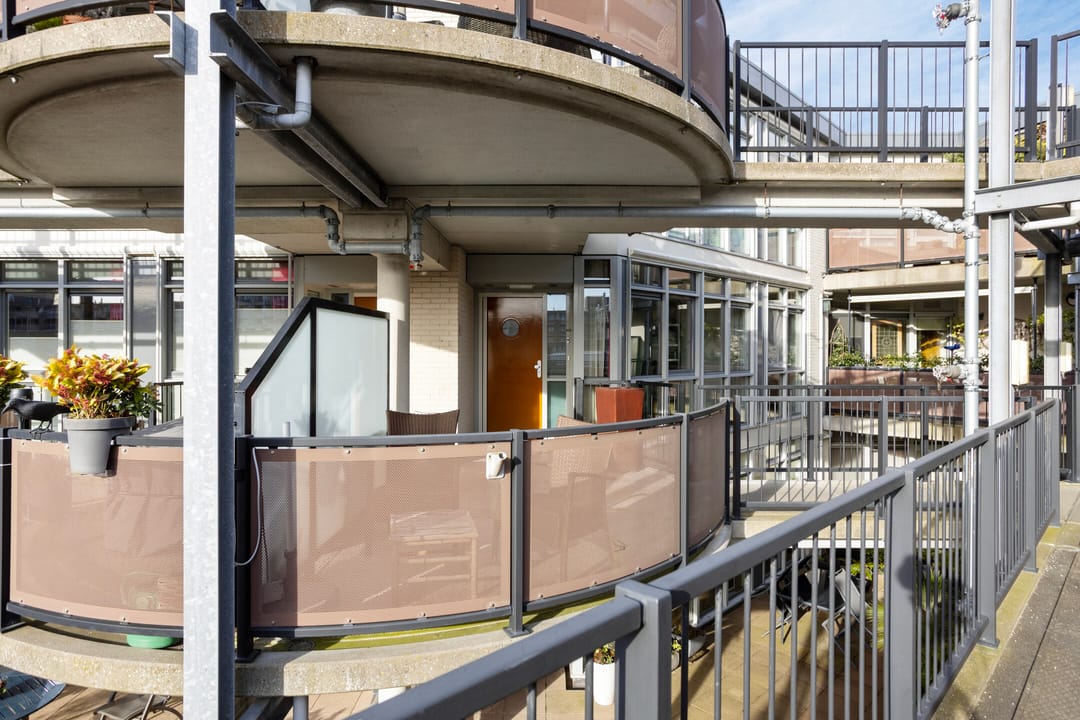 Foto 11 van Oosterweezenstraat 313