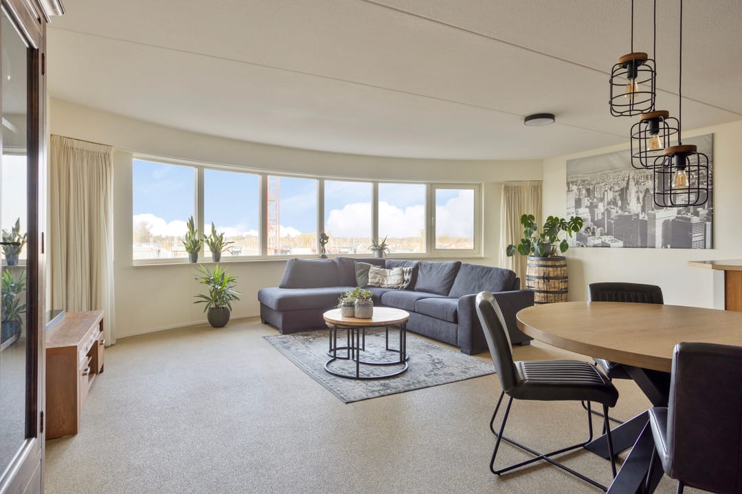 Foto 2 van Oosterweezenstraat 313