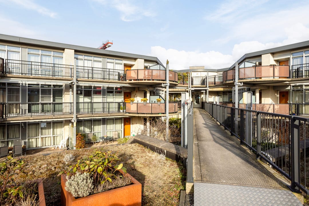 Foto 38 van Oosterweezenstraat 313