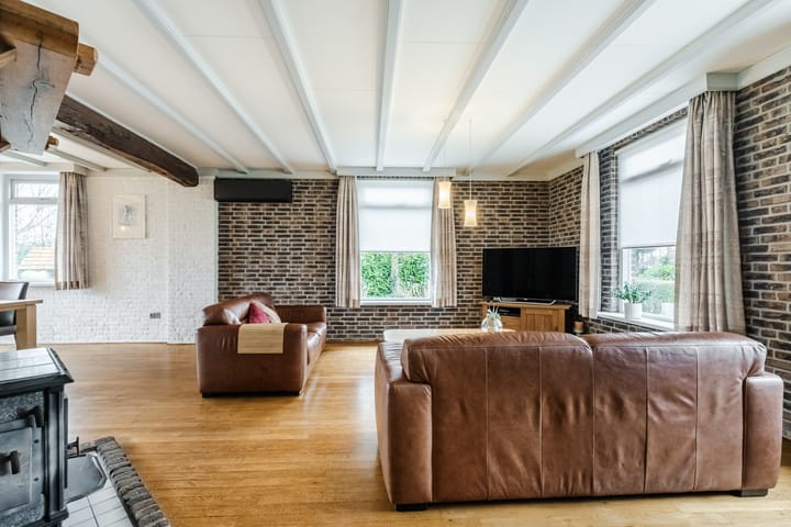 Twee-onder-één-kap te koop: Pastoor van Schijndelstraat 8, Erp