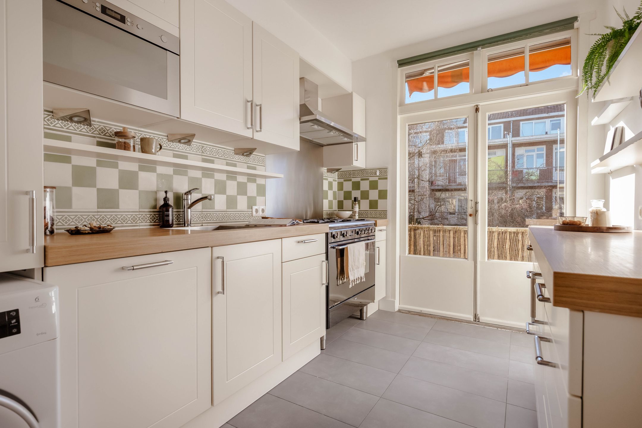 Foto 18 van Leiduinstraat 20-2