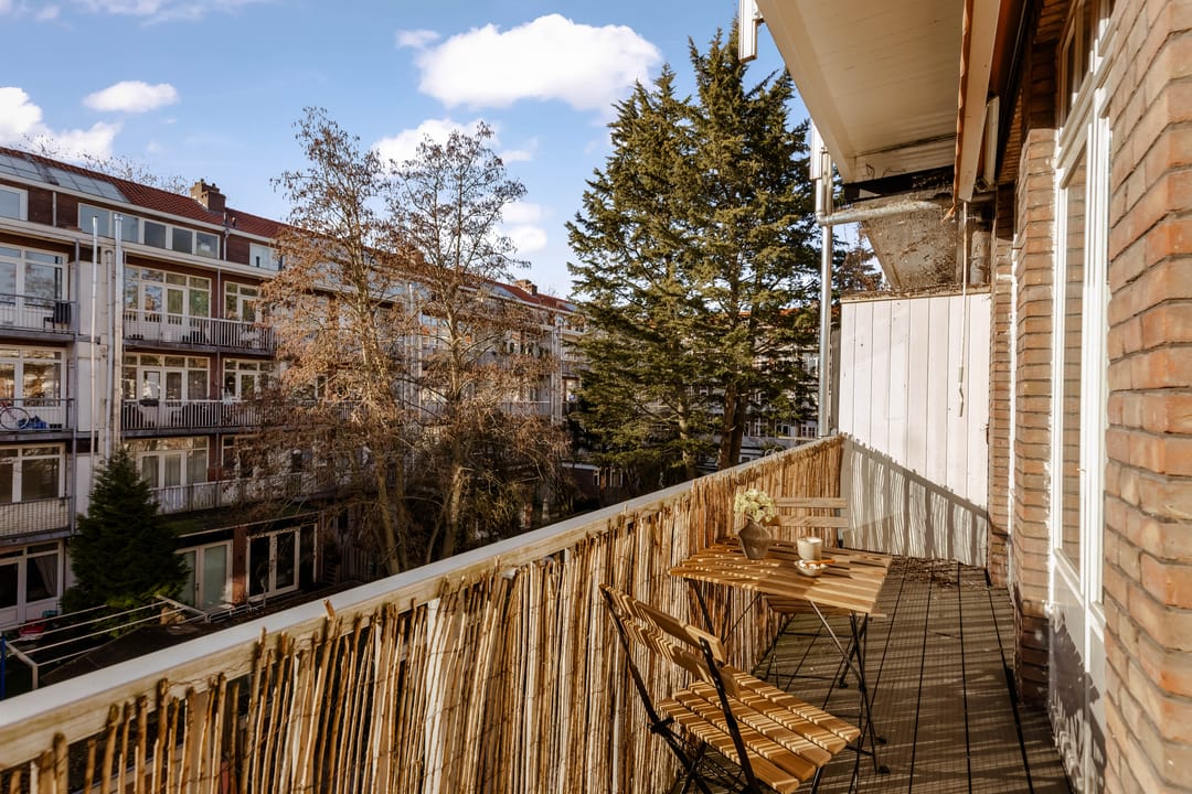 Foto 22 van Leiduinstraat 20-2