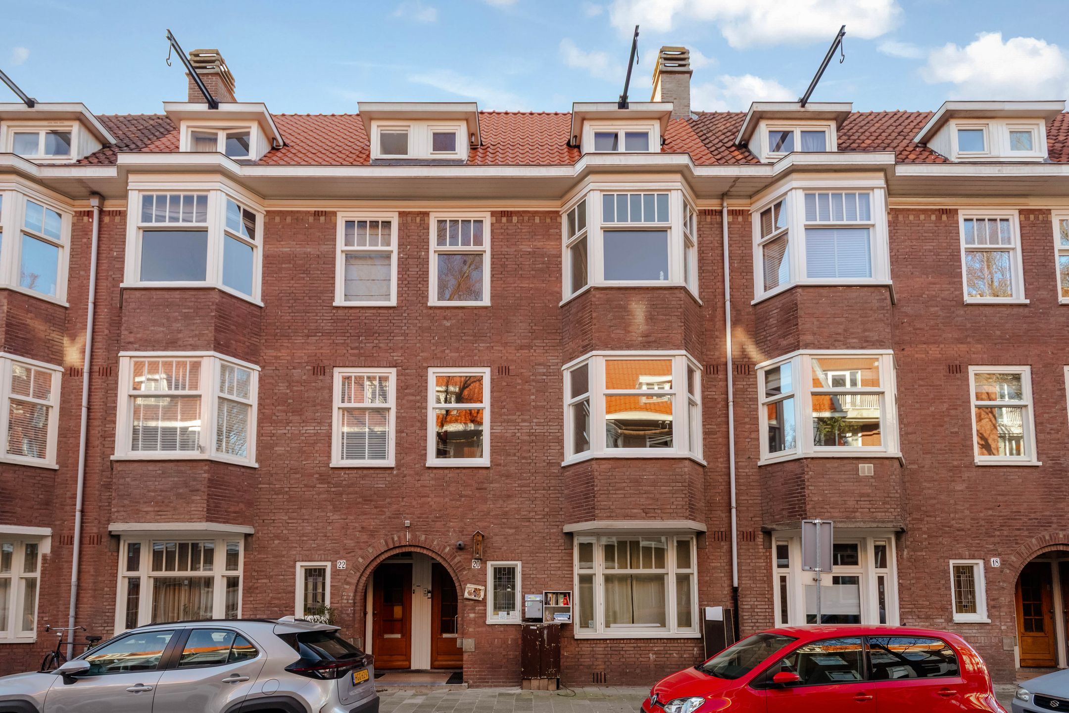 Foto 24 van Leiduinstraat 20-2