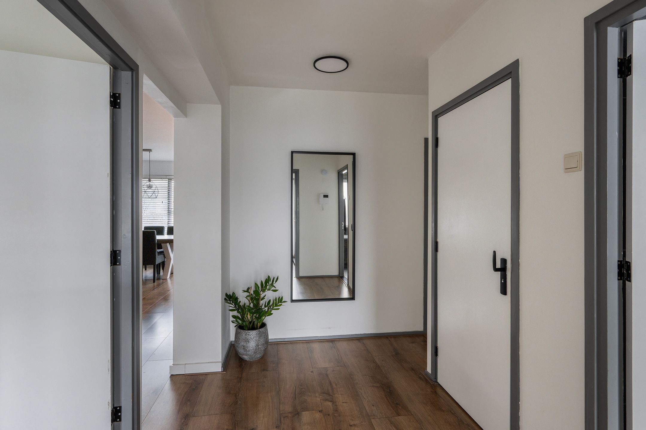 Photo 12 of Louis Raemaekersstraat 21