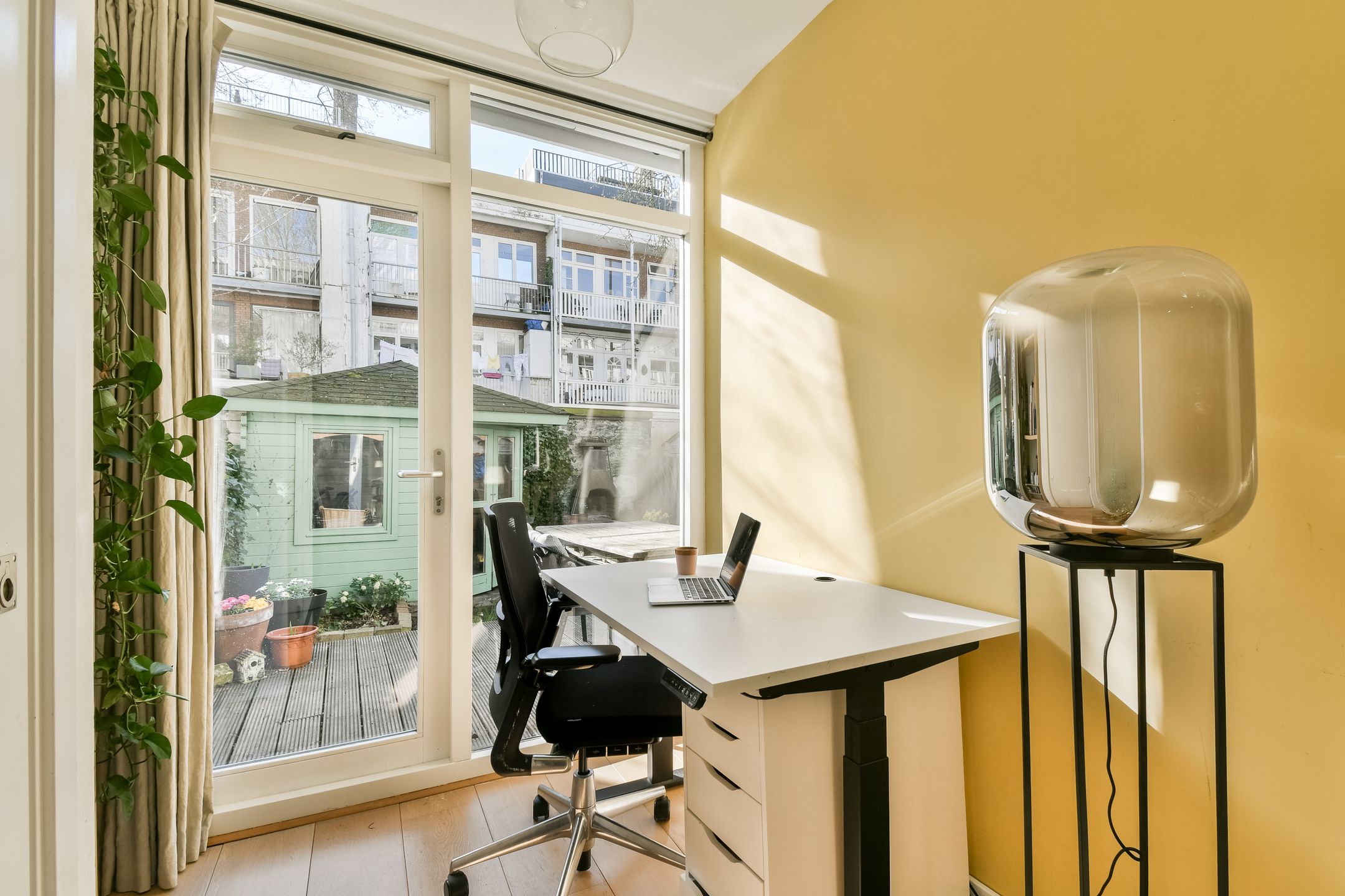 Foto 9 van Van Spilbergenstraat 75-H