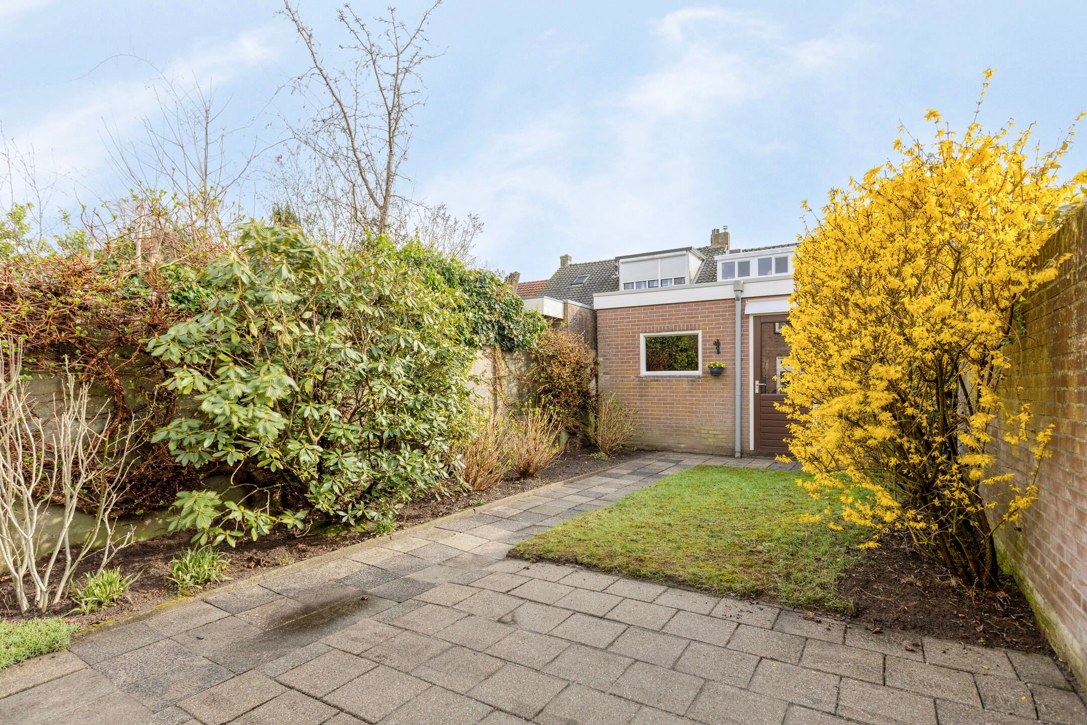 Move-in Ready 1930s Home with South-Facing Garden Near Piushaven — 25