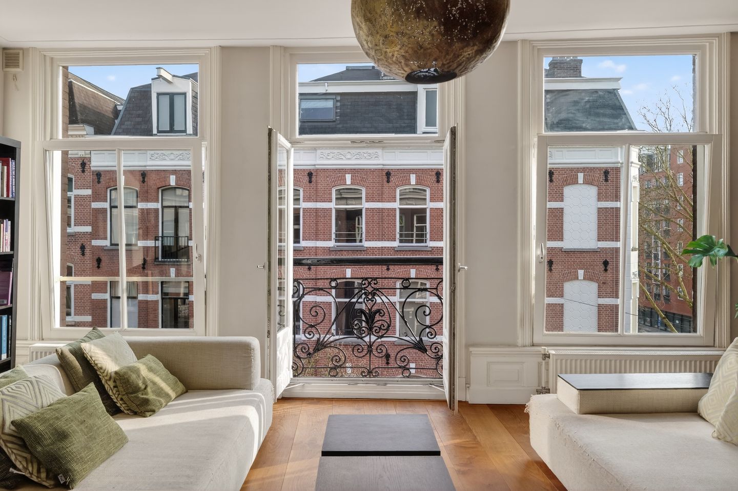 Photo 4 of Hemonystraat 68-B