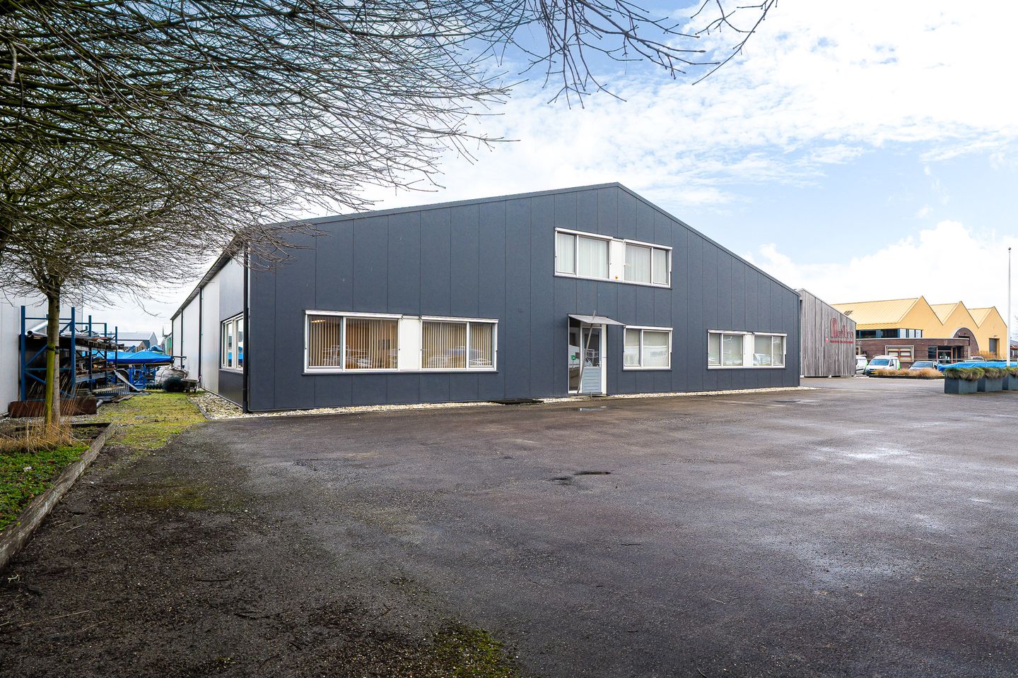 View photo 4 of De Seize 7