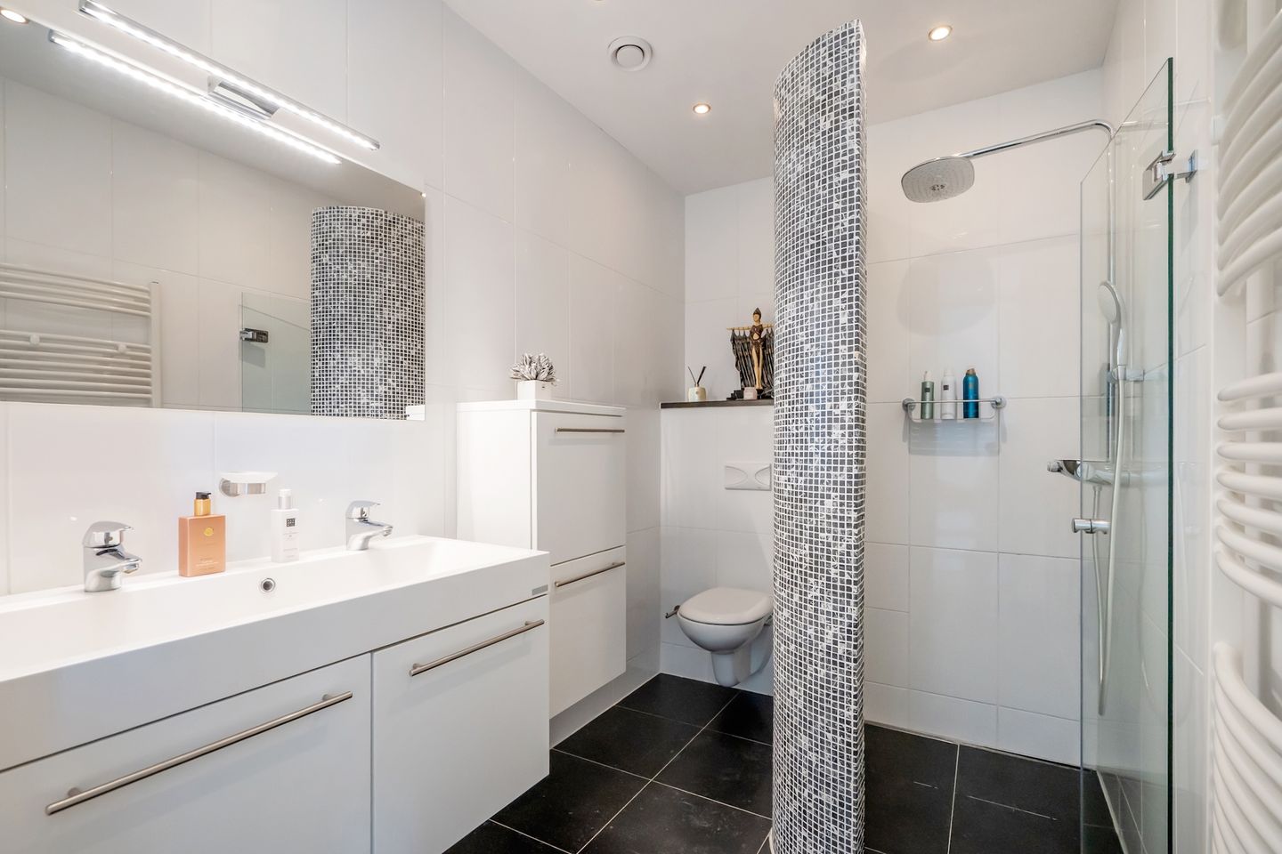 Foto 29 van Waarderstraat 73