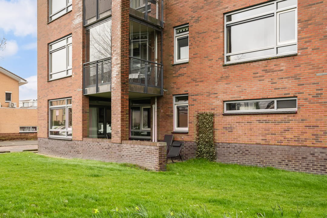 Foto 2 van Heinsiushof 2