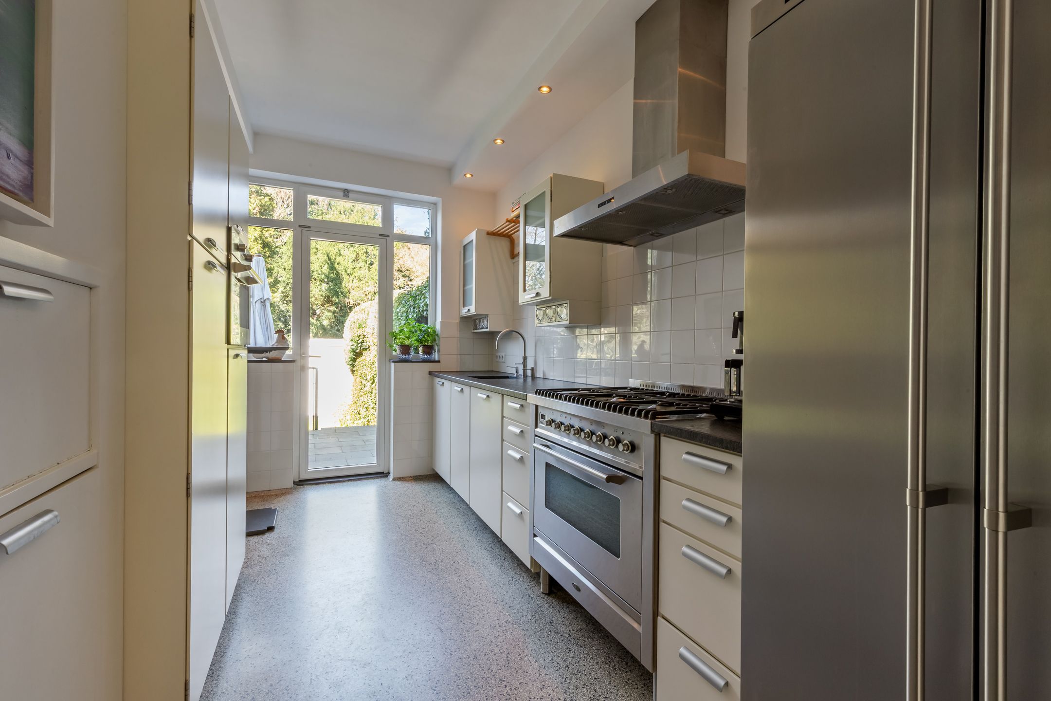 Foto 15 van van Ostadelaan 9