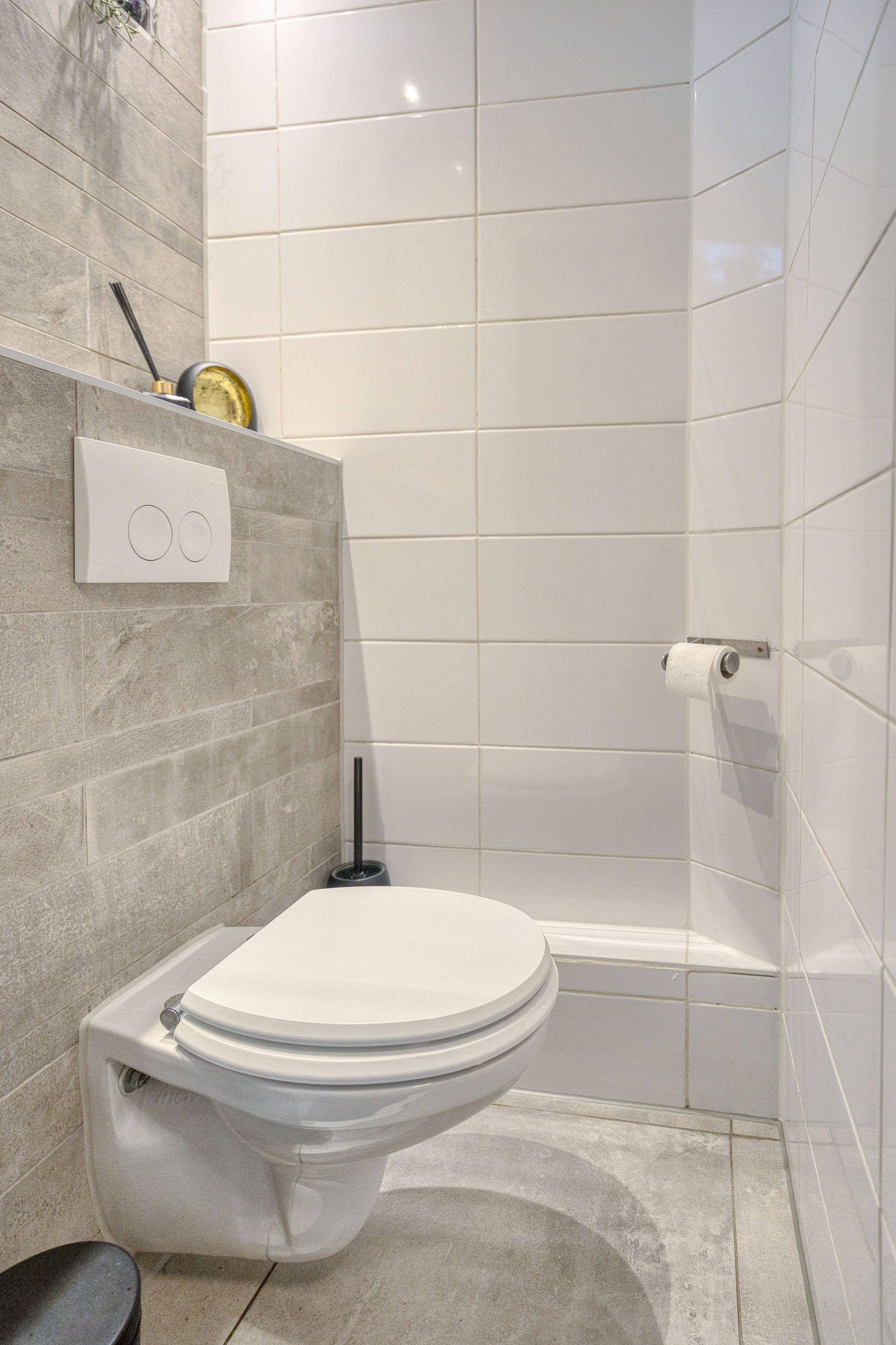 Photo 15 of Wever 63