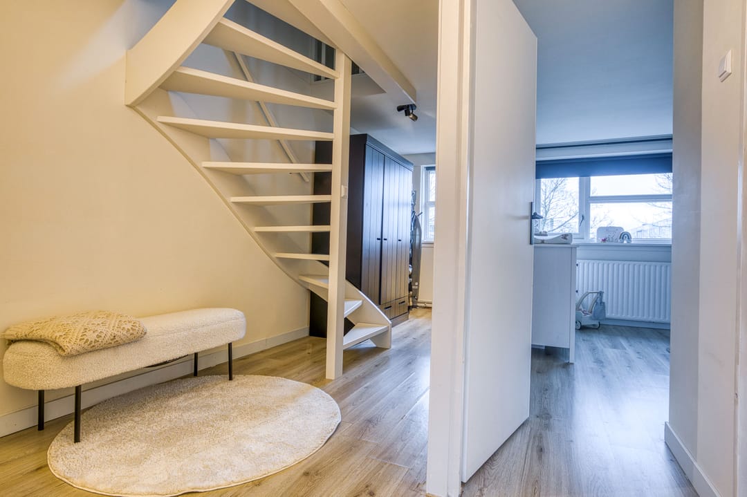 Photo 16 of Wever 63