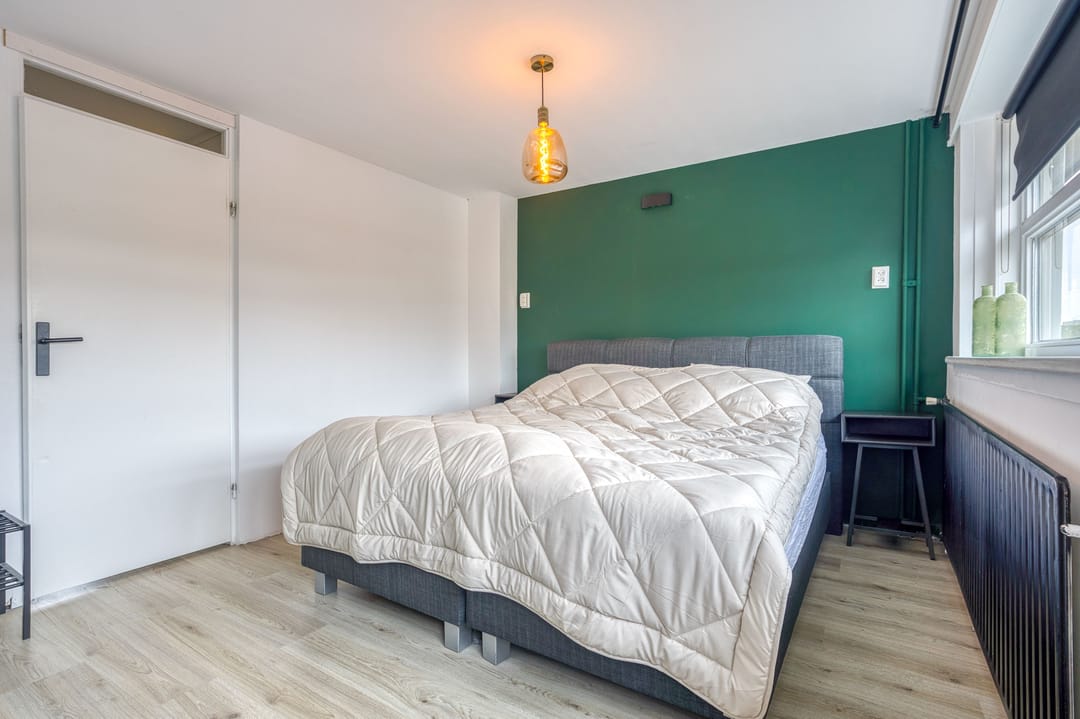 Photo 22 of Wever 63