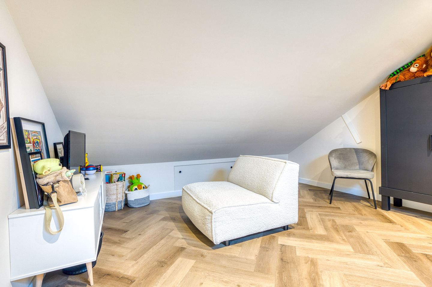 Photo 29 of Wever 63