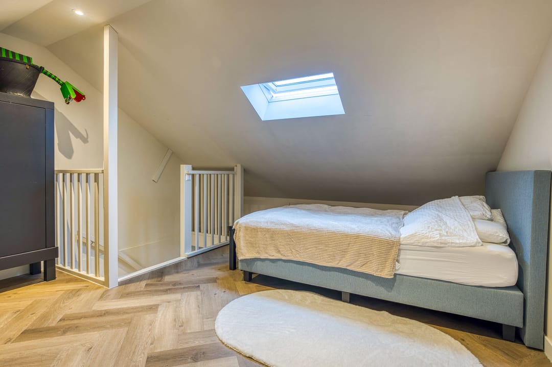 Photo 31 of Wever 63