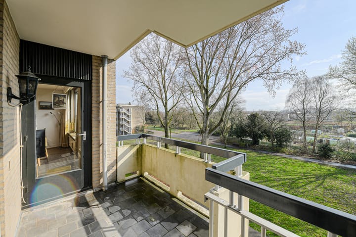 Foto 4 van Middachtenstraat 44-C