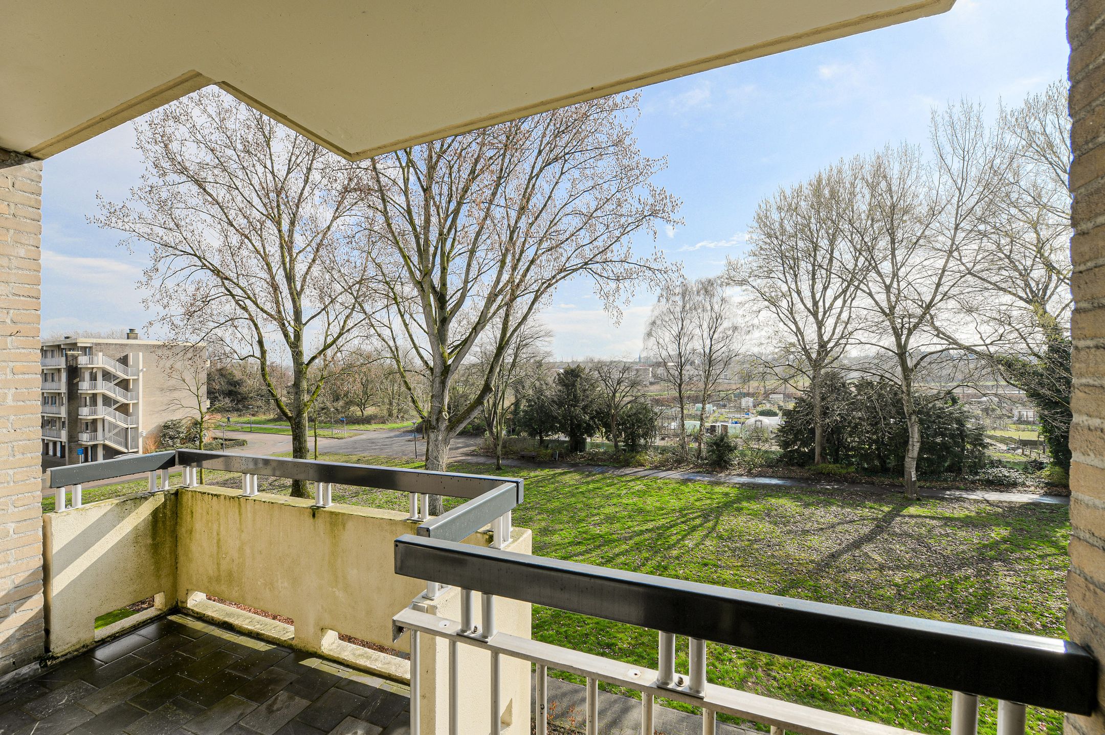 Foto 24 van Middachtenstraat 44-C